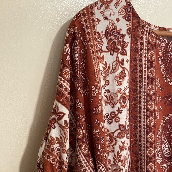 PARALLEL SKIES RUST PAISLEY BOHO INDIE BANDANA TOP SIZE MED-NWT - Picture 3 of 10